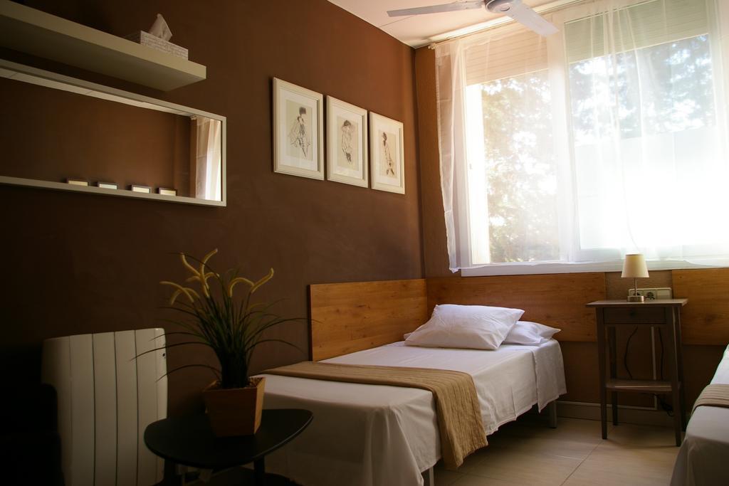 B&B Ines Sant Cugat del Vallès Cameră foto